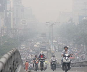 Hà Nội khuyến cáo người già, trẻ nhỏ hạn chế ra ngoài