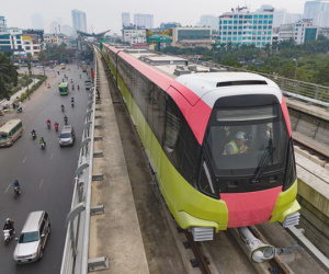 Đoàn tàu đường sắt Nhổn - ga Hà Nội chính thức lăn bánh