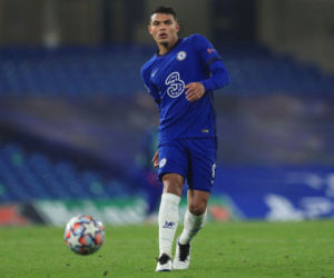Thiago Silva bị tố không hòa đồng tại Chelsea