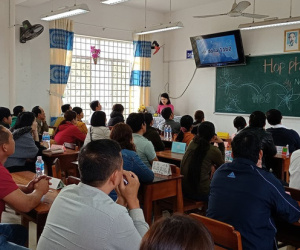 Cô giáo gây sốt với buổi họp phụ huynh có 1-0-2, dân tình nhìn vào chỉ muốn xin chuyển lớp