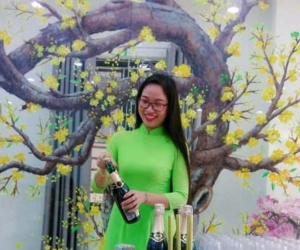Bắt khẩn cấp Giám đốc tống tiền nữ Hiệu trưởng bằng clip 'nóng'