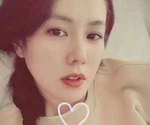 Động thái mới nhất của Son Ye Jin sau khi được Hyun Bin công khai nhắn gửi lời ngọt ngào trước truyền thông