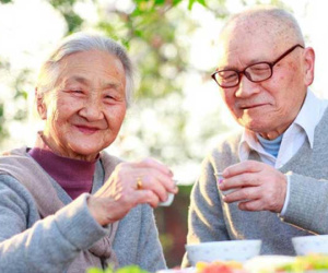 Người sống thọ khỏe mạnh đều có 6 thói quen: Hóa ra để sống lâu lại không hề vất vả