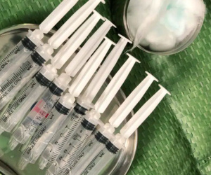 Trà Vinh: Cả xóm rủ nhau mua silicon chợ về tự tiêm gây biến chứng hàng loạt, 1 phụ nữ bơm ngực tử vong