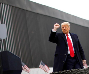 Ông Donald Trump bất ngờ mở văn phòng 'vì lợi ích nước Mỹ'