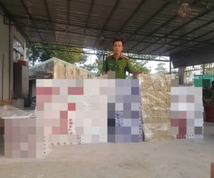 Phát hiện công an, 3 kẻ làm chuyện 'mờ ám' bỏ của chạy lên núi