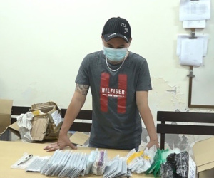 Bắt lô điện thoại 3 tỉ ở Ga Sài Gòn