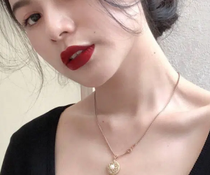 5 thỏi son đỏ đẹp rụng rời và đáng để đầu tư nhất Tết này: Nhan sắc tăng vọt chỉ sau một lần lướt trên môi