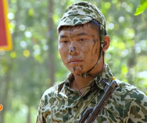 Sao nhập ngũ tập 9: Mũi trưởng Long lại quát vào mặt Hậu Hoàng nhưng để lộ biểu cảm đang cố nhịn cười?