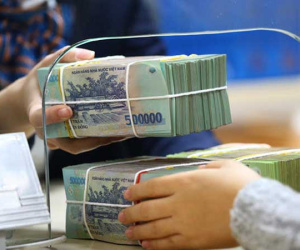 Tiết kiệm trăm tỷ gửi ngân hàng, bị lừa mất tiền gian nan đi đòi