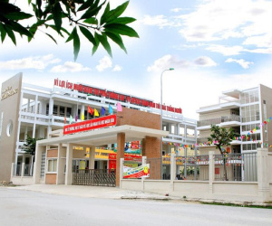 Hà Nội: Một học sinh lớp 3 dương tính với virus SARS-CoV-2, quận họp khẩn trong đêm