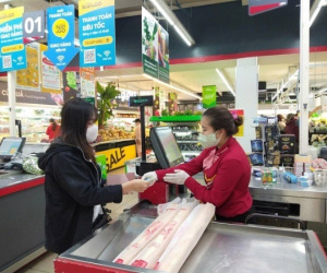 Siêu thị đảm bảo hàng vừa chống dịch vừa đón Tết