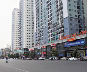 Đường phố Hạ Long 'vắng như chùa Bà Đanh'