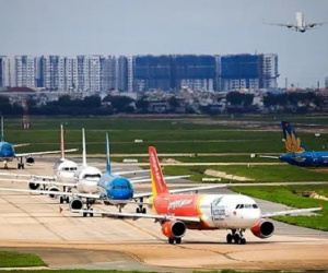 Giá vé máy bay Tết rẻ kỷ lục, đường bay TP HCM – Hà Nội giảm giá bất ngờ
