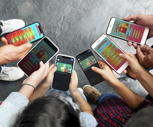 Ví điện tử đua mời gọi lì xì online