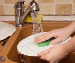 Dọn nhà đón Tết năm nay, các gia đình cần làm thêm việc QUAN TRỌNG này để ngừa mắc bệnh, kể cả COVID-19