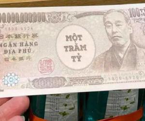 Cửa hàng ở Hà Nội chơi lớn tặng 'tiền tỷ' cho khách và ý nghĩa bất ngờ phía sau