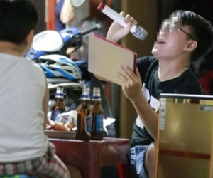 Hàng xóm hát karaoke kiểu 'tra tấn', người dân cần báo lên phường, xã