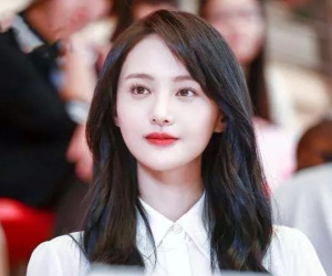 Bị phong sát vì scandal đẻ thuê, bỏ con, Trịnh Sảng vẫn được phong làm đại sứ tuyên truyền pháp luật khiến Cnet phẫn nộ