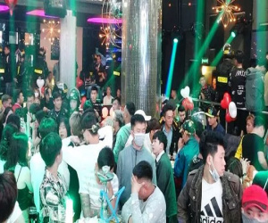 Đang bị 'tầm nã' vì gây ra vụ nổ súng, giang hồ đất Cảng vẫn vào quán bar ăn chơi