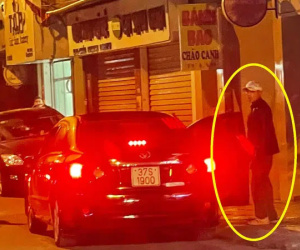 Truy tìm danh tính nam thanh niên cầm xẻng đánh, đạp vào đầu cô gái đi ô tô gây phẫn nộ dư luận