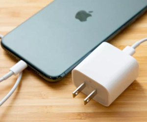 Apple có thể chuẩn bị đưa ra giải pháp giúp cáp sạc cáp cứng hơn, chắc chắn hơn