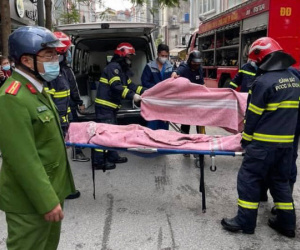 Vụ cháy nhà khiến 4 thanh niên tử vong ở Hà Nội: Cha mẹ ngã quỵ, vợ trẻ đang mang bầu 8 tháng khóc không thành lời