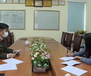 Phạt cô gái đăng tin nói bệnh nhân Covid-19 'chết bớt đi cho đỡ chật'