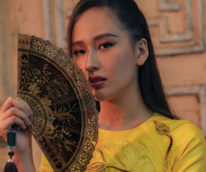 Stylist tiết lộ Mai Phương Thúy hơn 10 năm mới diện lại áo dài: Nàng Hậu gợi cảm nhất Vbiz bỗng đẹp thanh tao đến ngây người