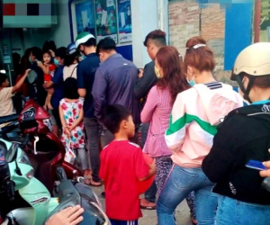 Không chỉ dịch bệnh, người dân còn mang một nỗi ám ảnh khác vào dịp Tết: Cây ATM!