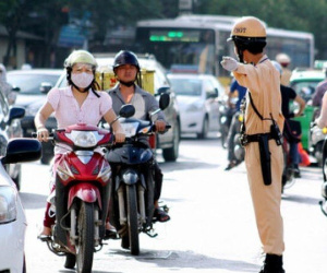 9 số điện thoại đường dây nóng phản ánh về ATGT dịp Tết