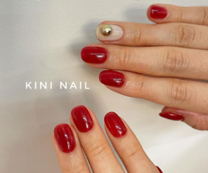 17 bộ nail tông đỏ rất sang chứ không sợ sến, chị em diện Tết thì năm mới lộc tới dạt dào, đỏ cả tình lẫn tiền