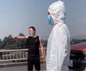 Hành hung CSGT vì không qua được chốt phòng dịch Covid-19