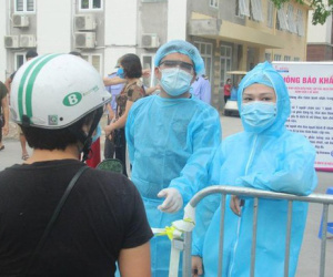 Từ vụ ở sân bay Tân Sơn Nhất: Virus SARS-CoV-2 có lây qua hành lý ký gửi?