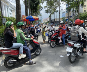 Grab, Gojek, Baemin tăng phụ phí dịp Tết đến 15.000 đồng/chuyến