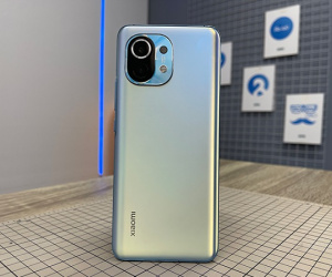 Xiaomi bán Mi 11 toàn cầu