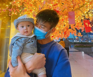 Kỷ niệm ngày cưới Duy Mạnh, Quỳnh Anh của hiện tại không được 'sống ảo' cùng chồng con vì chưa gội đầu, make-up