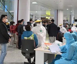 Ổ dịch tại sân bay Tân Sơn Nhất đã lây cho 25 người, toàn bộ nhân viên bốc xếp đều thuộc nhóm nguy cơ cao