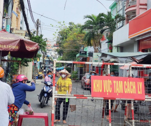 TP.HCM: Ghi nhận thêm 1 trường hợp nghi nhiễm Covid-19 mới là nhân viên sân bay Tân Sơn Nhất