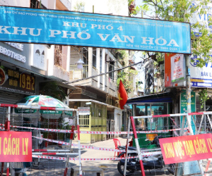 TP.HCM thông tin về quá trình truy vết 32 ca nhiễm Covid-19 mới, xét nghiệm lần 2 với 1.600 nhân viên Tân Sơn Nhất