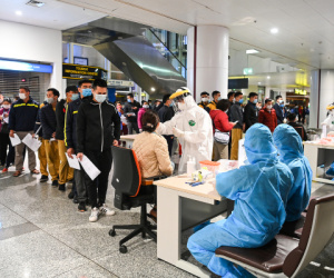 Hơn 10.000 mẫu xét nghiệm nhân viên sân bay Nội Bài âm tính
