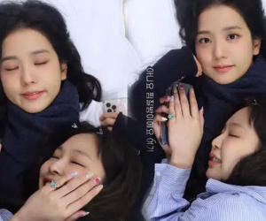 Từ chính miệng Jisoo: Không có chuyện BLACKPINK để mặt mộc đi tổng duyệt, muốn đẹp phải makeup 'full face'!
