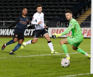 Kết quả Swansea 1-3 Man City: Man xanh lập kỷ lục chuỗi trận thắng dài nhất