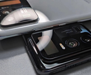 Đây là Xiaomi Mi 11 Ultra với thiết kế hai màn hình, camera zoom 120X