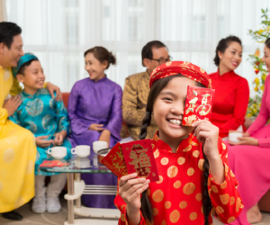 Đừng làm hỏng con chỉ vì tiền lì xì