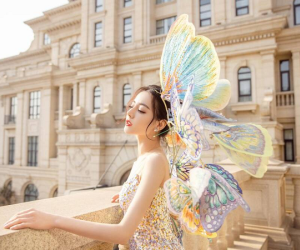 'Xuân Vãn 2021': Tiêu Chiến - Vương Nguyên điển trai, 'nữ thần' Cúc Tịnh Y đọ sắc 'công chúa' Nhiệt Ba!