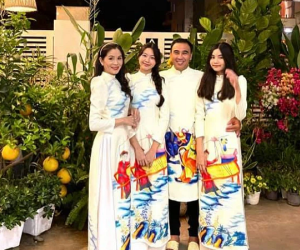 Hai ái nữ nhà Quyền Linh giật spotlight ngày mùng 1 Tết, cả chiều cao, nhan sắc lẫn thần thái đều không ai đọ lại