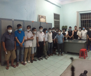 Xử lý 118 trường hợp tàng trữ và đốt pháo trong đêm giao thừa