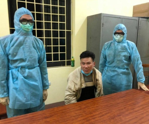 Trốn truy nã gần 1 năm, bị tóm gọn vào chiều mùng 1 khi mò về nhà ăn Tết