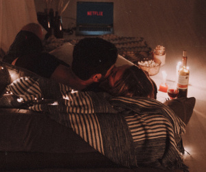 Valentine năm nay 'biến động' về hình thức hẹn hò, các cặp đôi 'điên não' vì phải đi đâu, ăn gì, uống chi khi tình hình nhiều nơi đóng cửa nghỉ Tết lẫn chống dịch